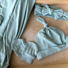 Load image into Gallery viewer, Swaddle Set