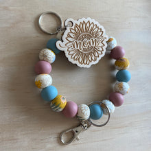 Load image into Gallery viewer, Floral Keyring