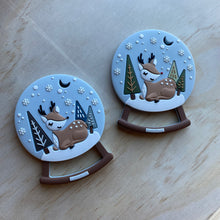 Load image into Gallery viewer, Snow Globe Teether