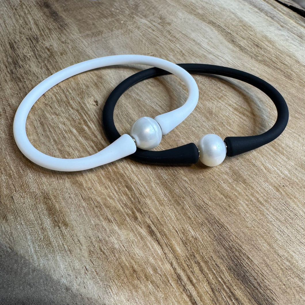 Silicone + Pearl Bracelet - Black & White Duo